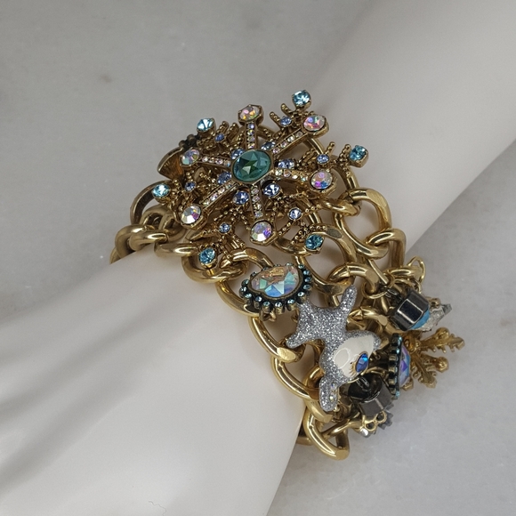 ✔️Rare Betsey Johnson Snow Angel Charm Bracelet - Picture 6 of 8